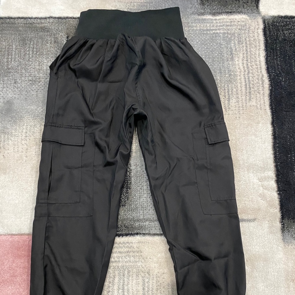 Black high waist jogger pant